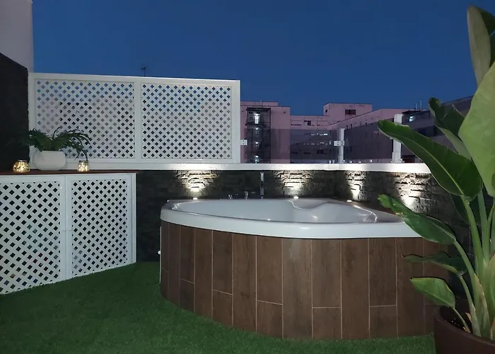 Apartamento ático Victoria *